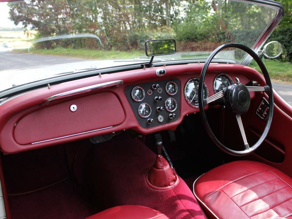 Image 11/15 of Triumph TR 3A (1960)