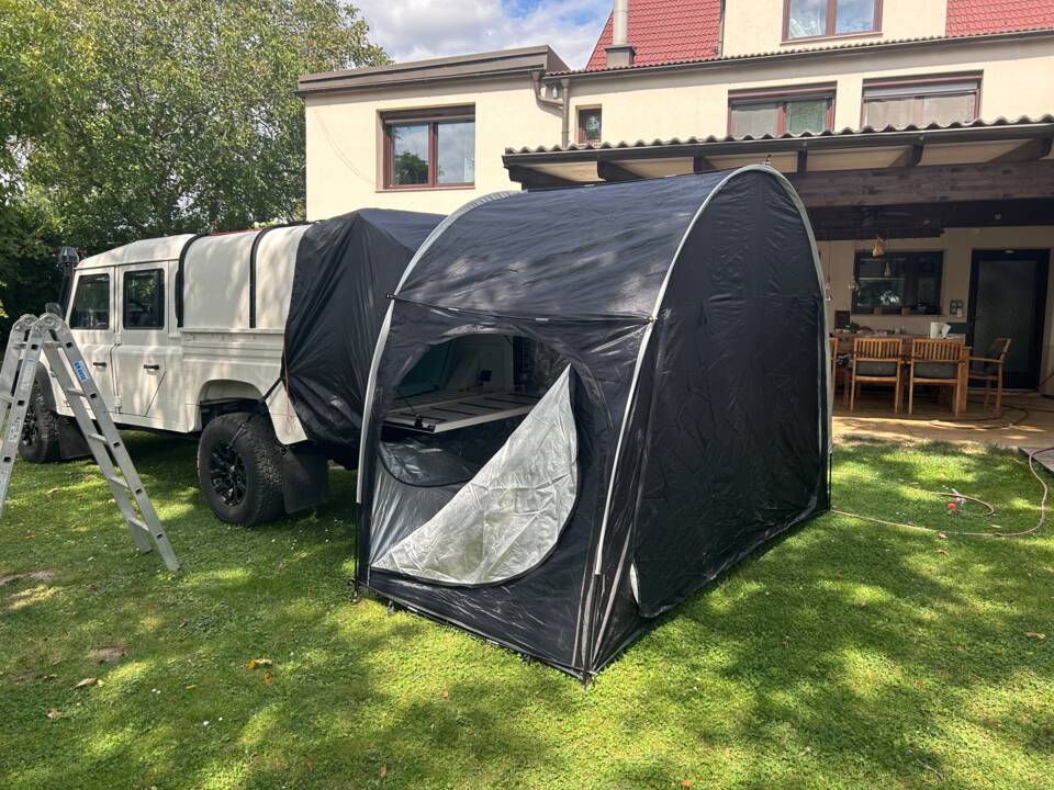 Bild 45/46 von Land Rover Defender 130 Double Cab (1998)