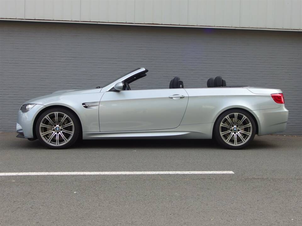 Image 1/98 de BMW M3 (2011)