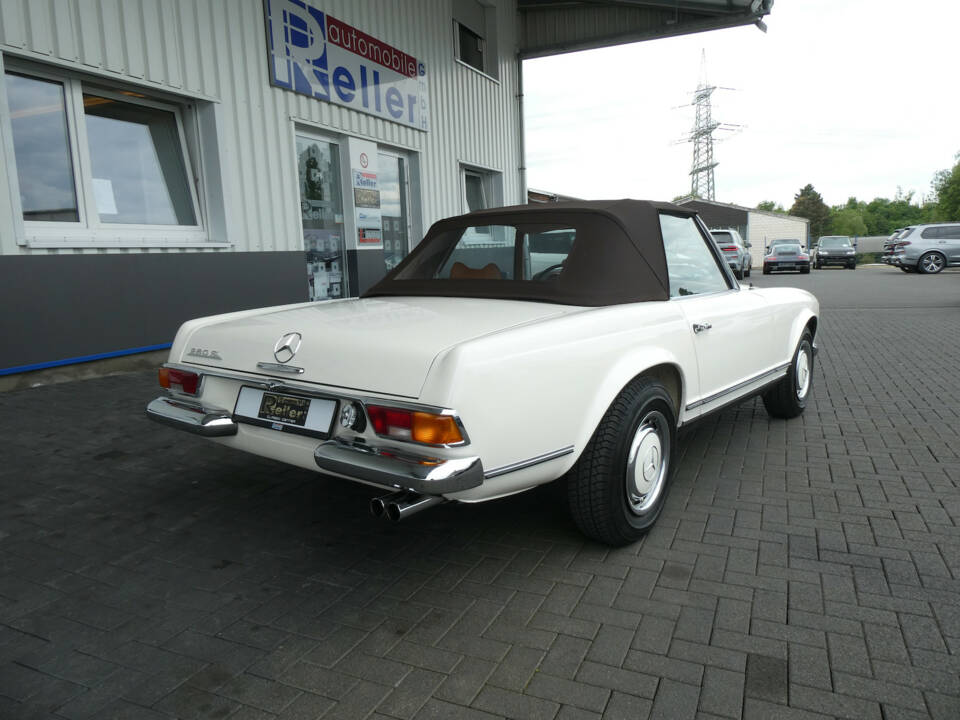 Bild 4/30 von Mercedes-Benz 280 SL (1970)
