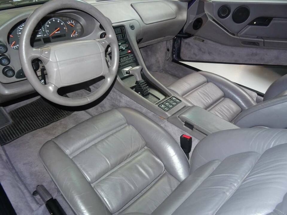 Immagine 15/17 di Porsche 928 GTS (1994)