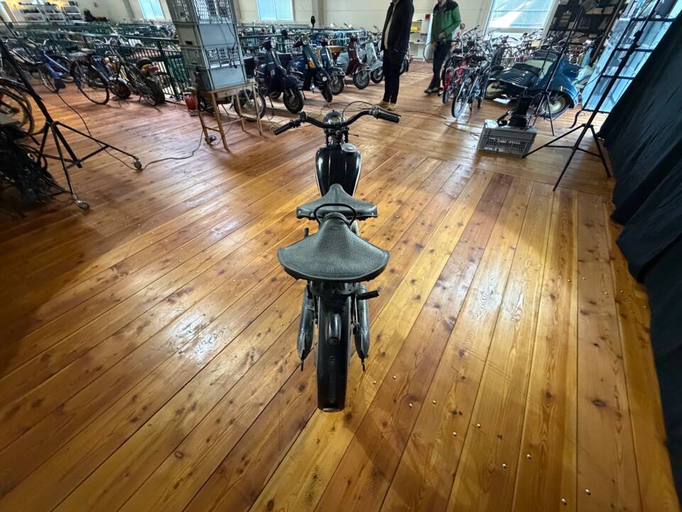 Image 5/16 de Puch 125 T (1900)