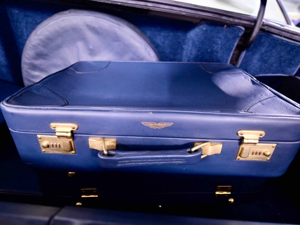 Imagen 18/50 de Aston Martin Lagonda (1989)