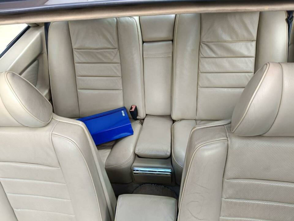Bild 12/47 von Mercedes-Benz 560 SEC (1987)