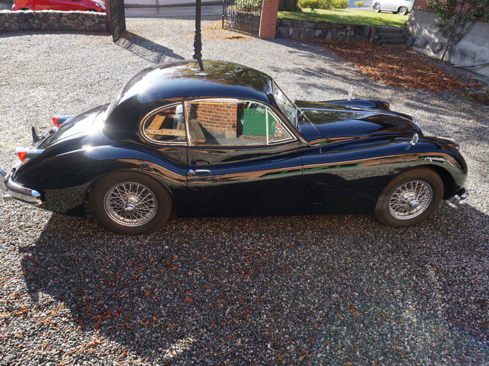 Image 4/26 of Jaguar XK 140 SE FHC (1955)