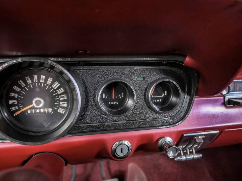 Immagine 44/50 di Ford Mustang 289 (1966)
