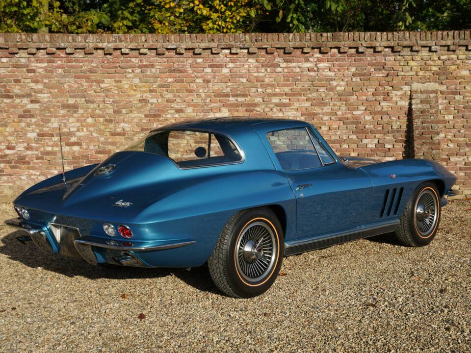 Imagen 2/50 de Chevrolet Corvette Sting Ray (1966)