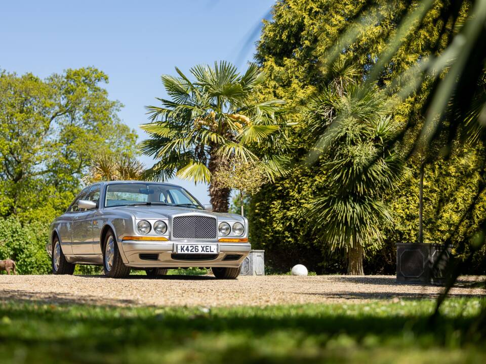 Image 27/50 of Bentley Continental R (1997)