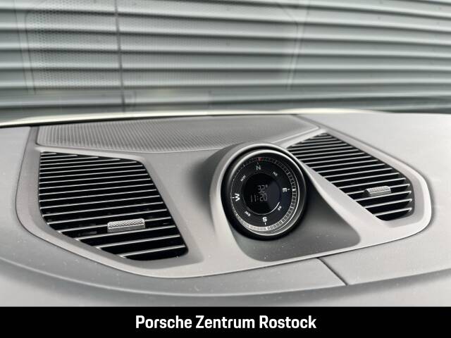 Imagen 26/32 de Porsche Cayenne Turbo E-Hybrid (2025)