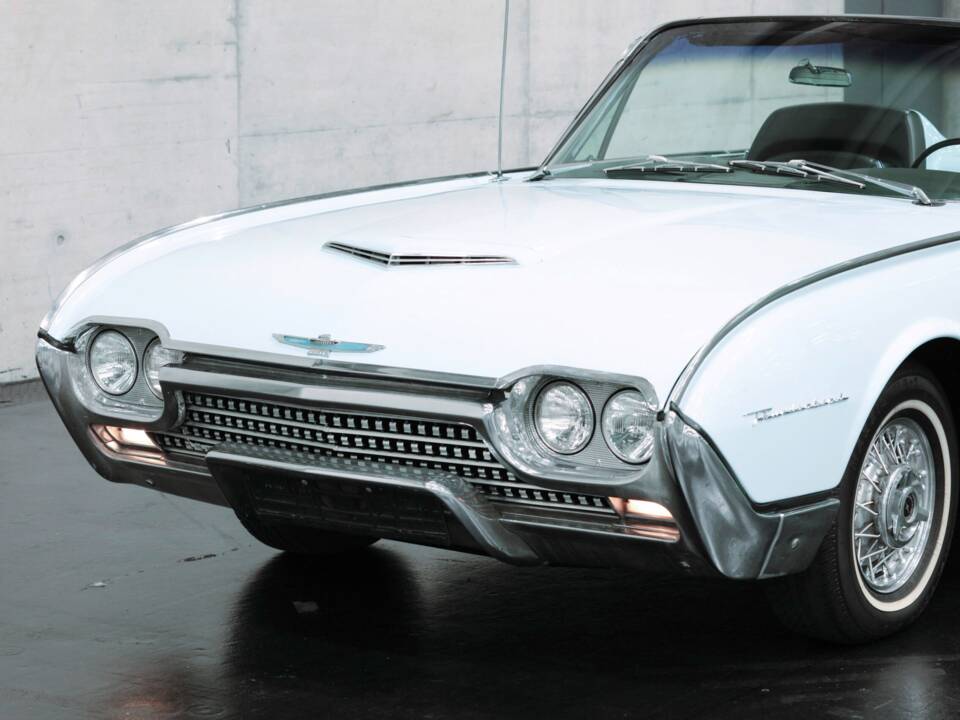 Immagine 19/50 di Ford Thunderbird (1962)