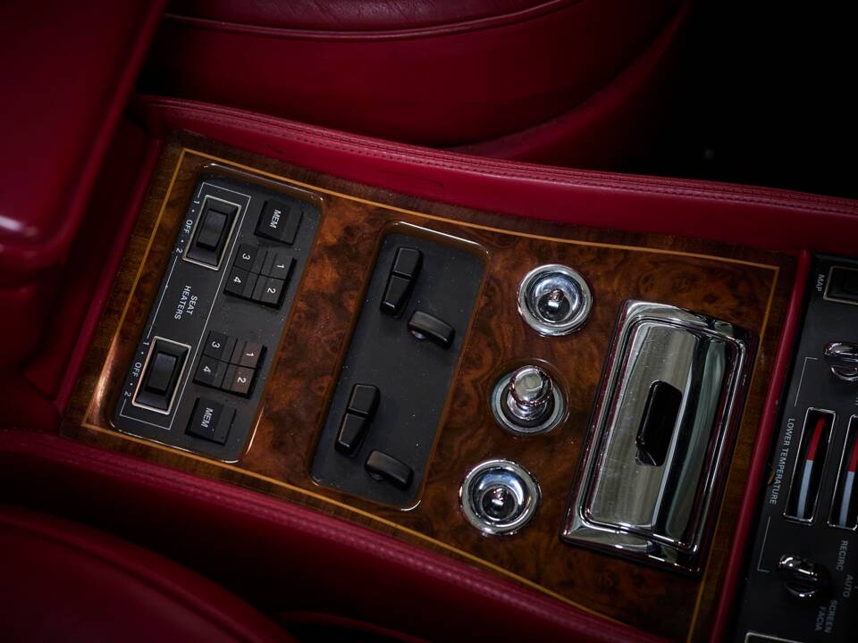 Imagen 82/100 de Rolls-Royce Corniche IV (1995)