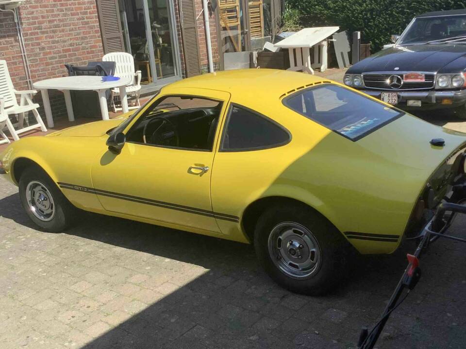 Immagine 2/4 di Opel GT 1900 (1973)