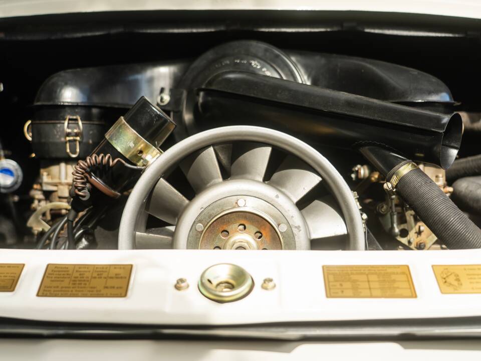 Afbeelding 23/60 van Porsche 911 2.2 T (1971)