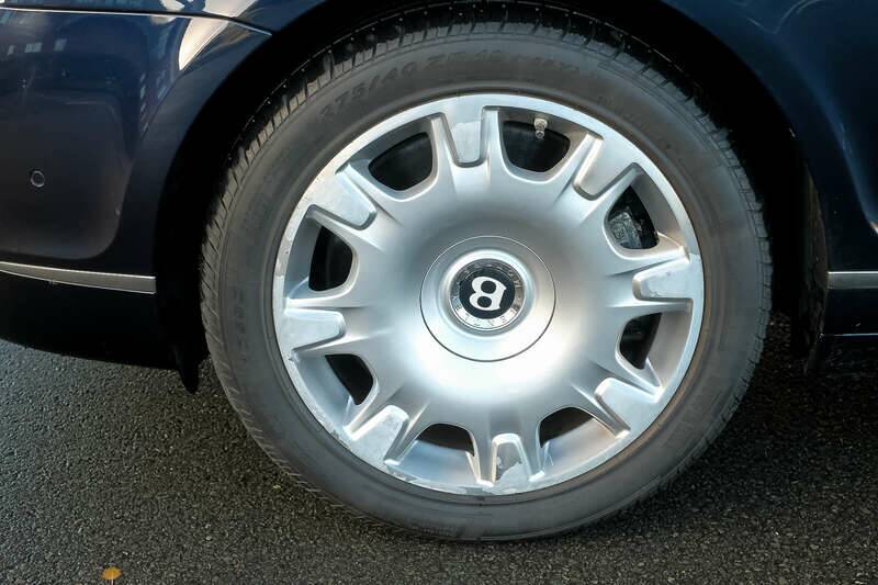 Image 42/50 of Bentley Continental Flying Spur (2006)