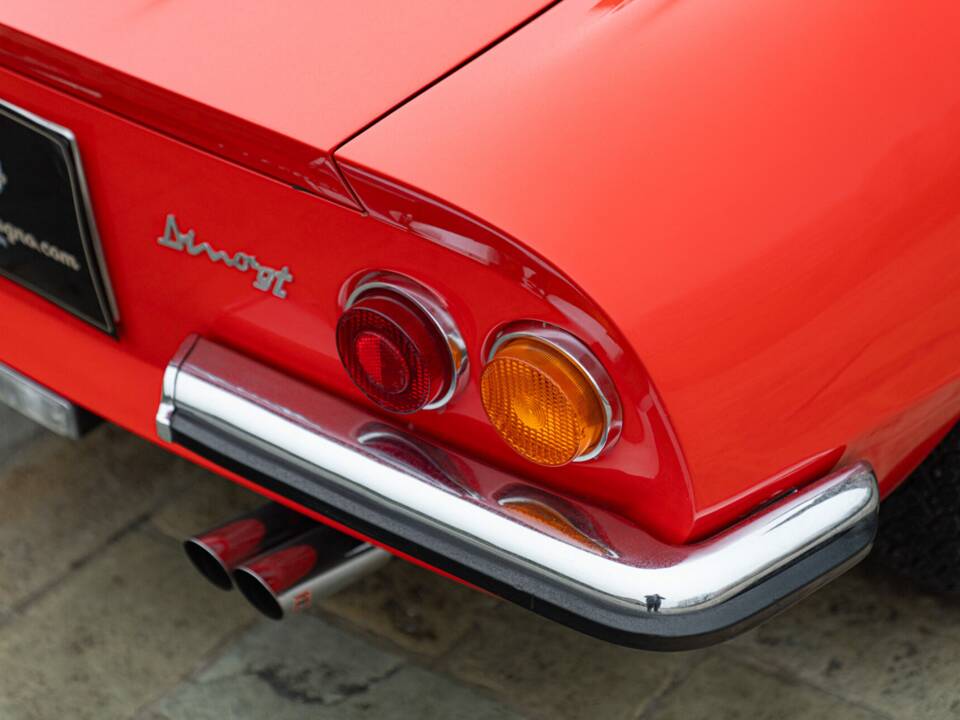 Bild 21/50 von Ferrari Dino 246 GT (1971)