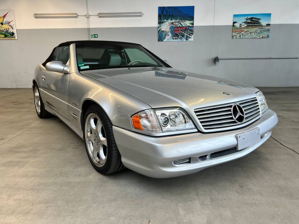 Image 81/82 of Mercedes-Benz SL 500 &quot;Silver Arrow&quot; (2001)