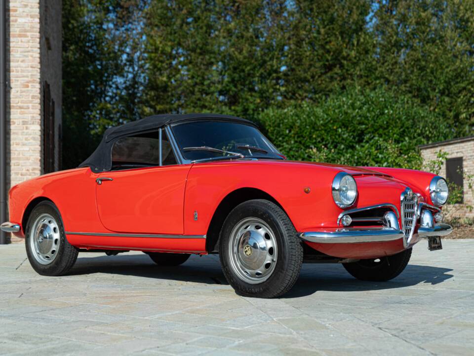 Immagine 5/50 di Alfa Romeo Giulia 1600 Spider (1964)