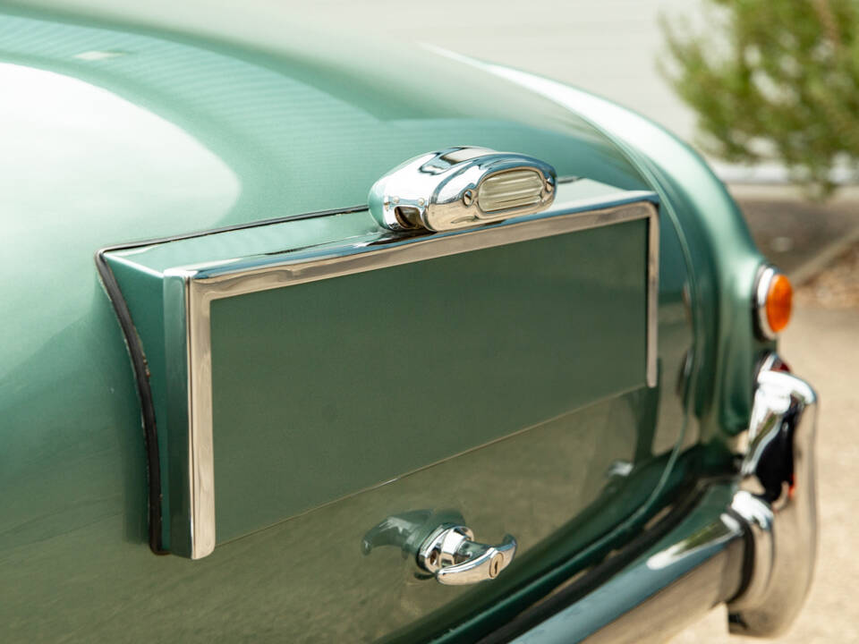 Immagine 43/50 di Aston Martin DB 4 Prototype (1957)
