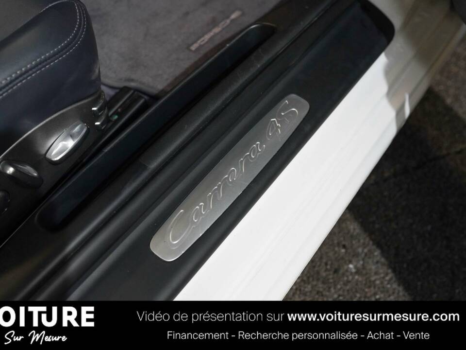 Image 19/29 of Porsche 911 Carrera 4S (2006)