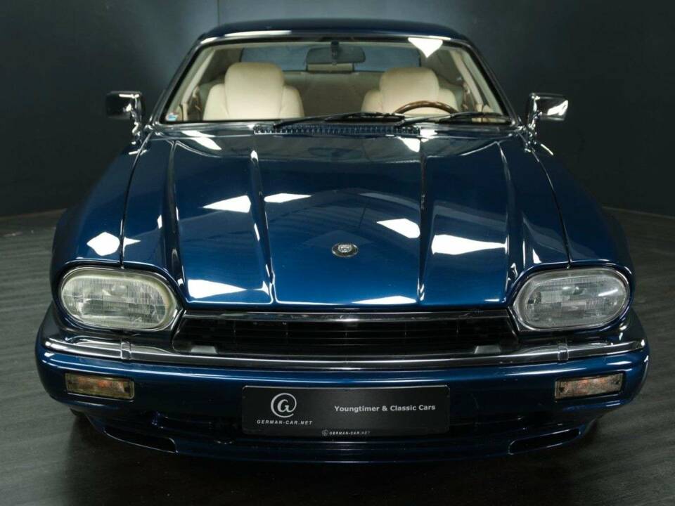 Image 8/49 de Jaguar XJS 4.0 (1995)