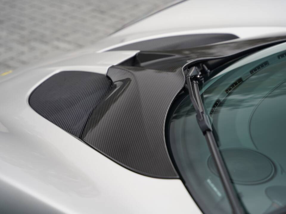 Image 35/50 of Lotus Elise Sport 240 &quot;Final Edition&quot; (2022)