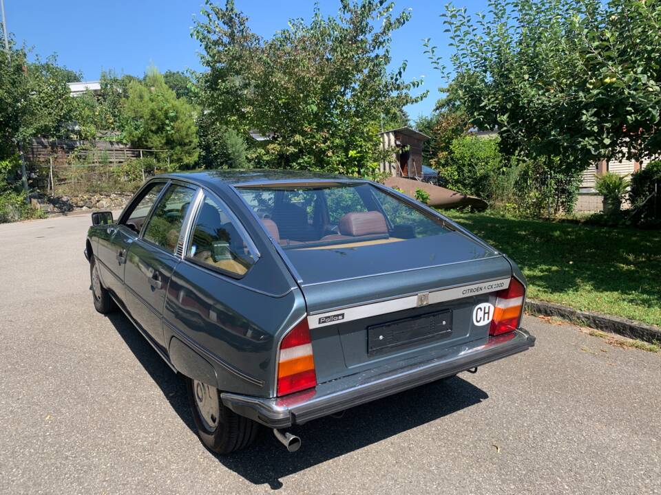 Image 3/7 of Citroën CX 2200 Pallas (1976)