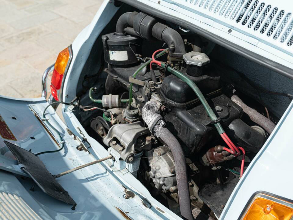 Image 44/47 of FIAT 500 L (1971)
