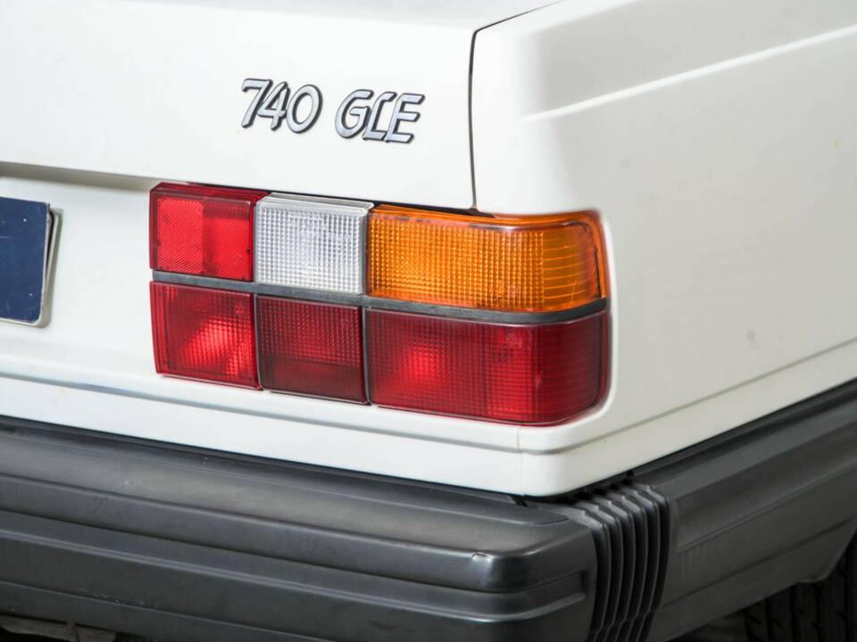 Image 30/50 de Volvo 740 (1984)