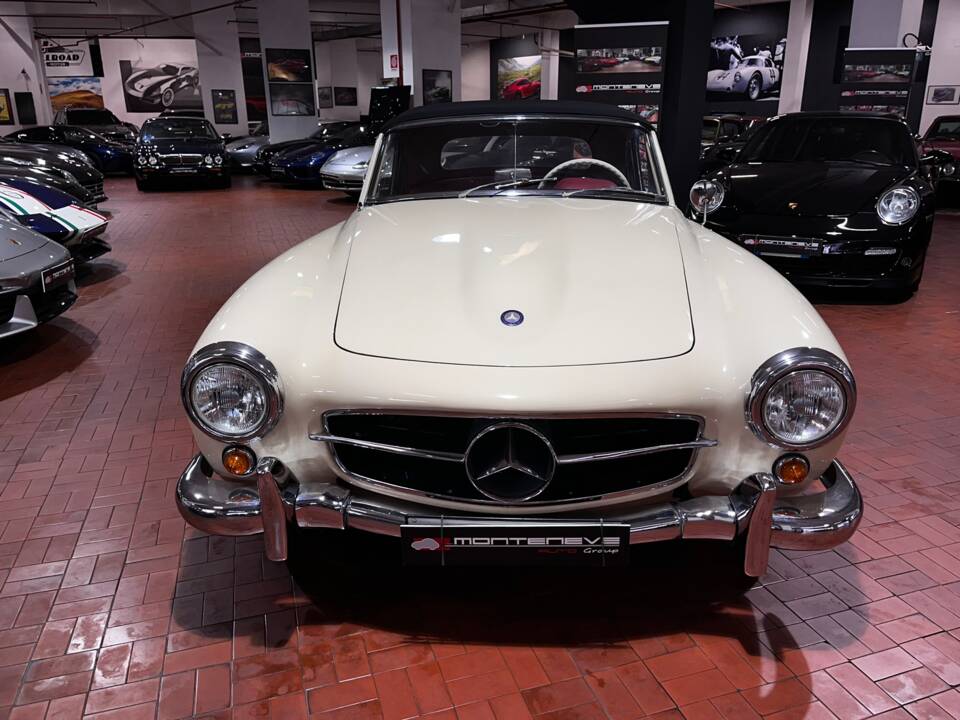 Image 18/58 of Mercedes-Benz 190 SL (1955)