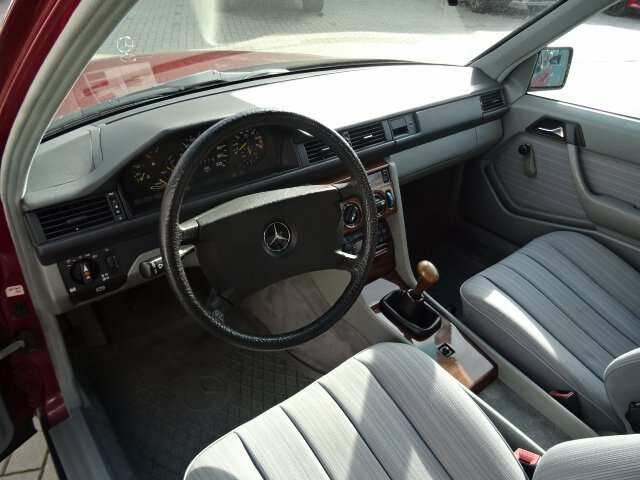 Bild 6/14 von Mercedes-Benz 230 E (1987)