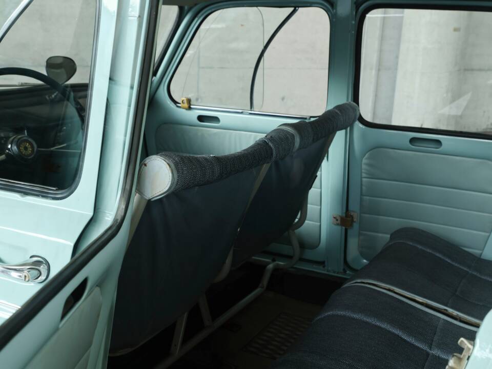 Bild 22/50 von Renault R 4 (1963)