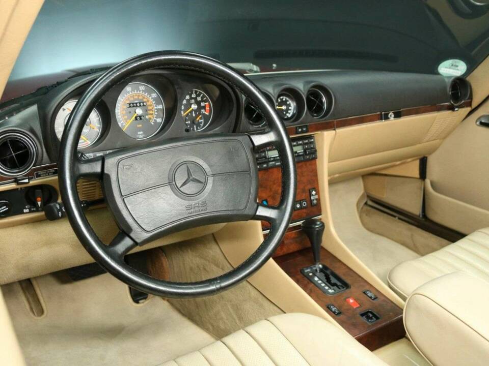 Bild 13/30 von Mercedes-Benz 560 SL (1989)