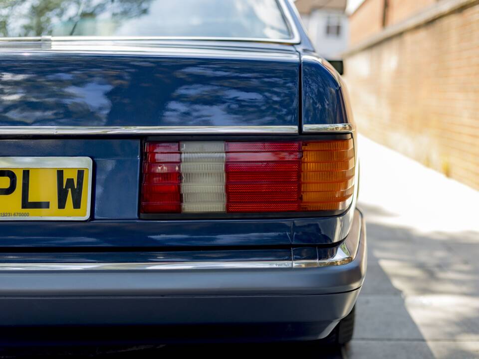 Image 50/50 of Mercedes-Benz 500 SEC (1989)