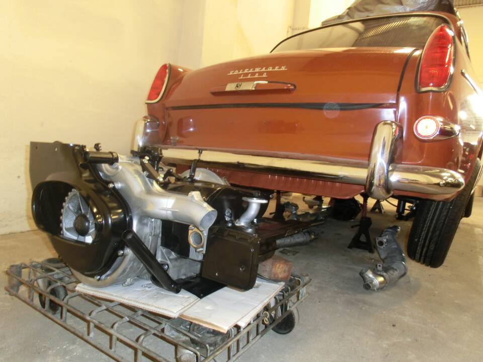 Image 48/73 of Volkswagen 1500 S (1964)