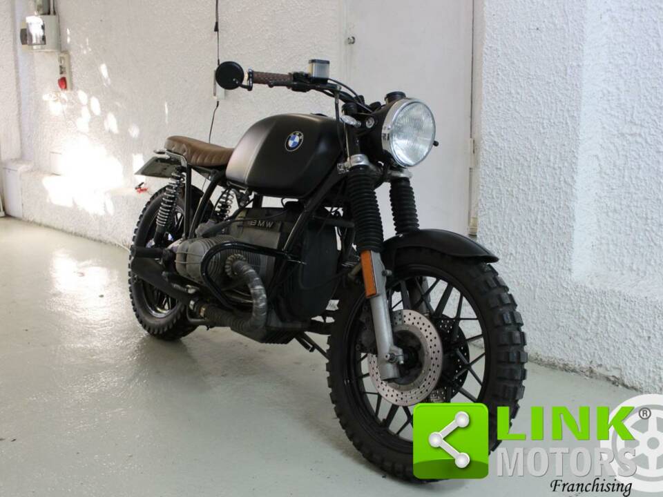 Image 1/10 de BMW DUMMY (1982)