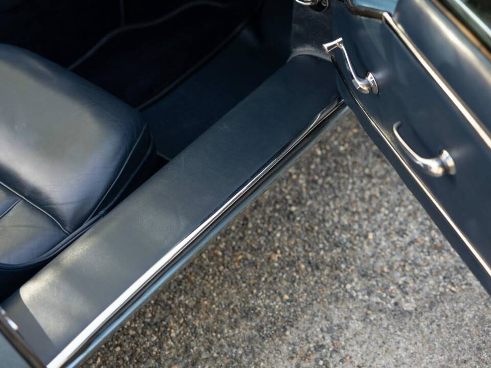 Image 40/50 de Jaguar Type E 3.8 (1964)