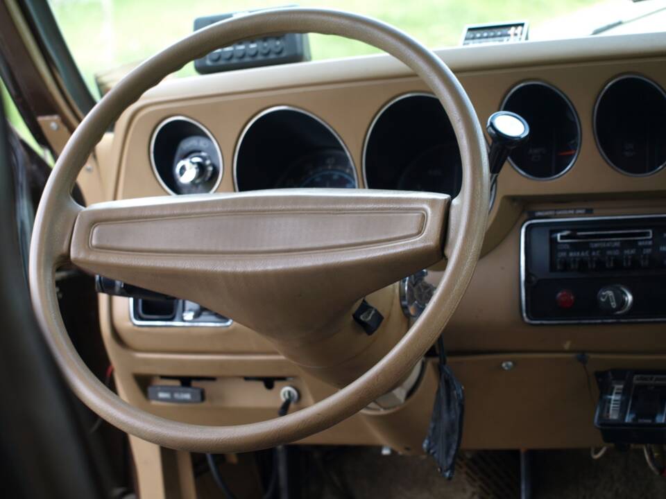 Immagine 90/143 di Dodge B 200 Sportsman (1978)