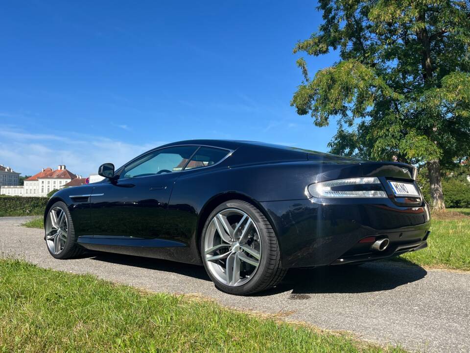 Bild 5/57 von Aston Martin Virage (2011)