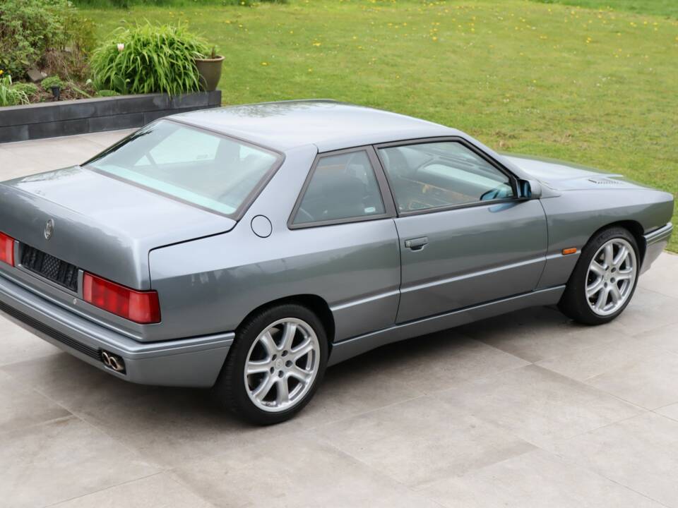 Bild 20/50 von Maserati Ghibli 2.0 (1995)