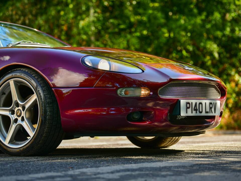 Obraz 20/50 pojazdu Aston Martin DB 7 (1997)