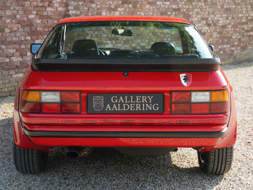 Image 6/50 of Porsche 924 (1981)
