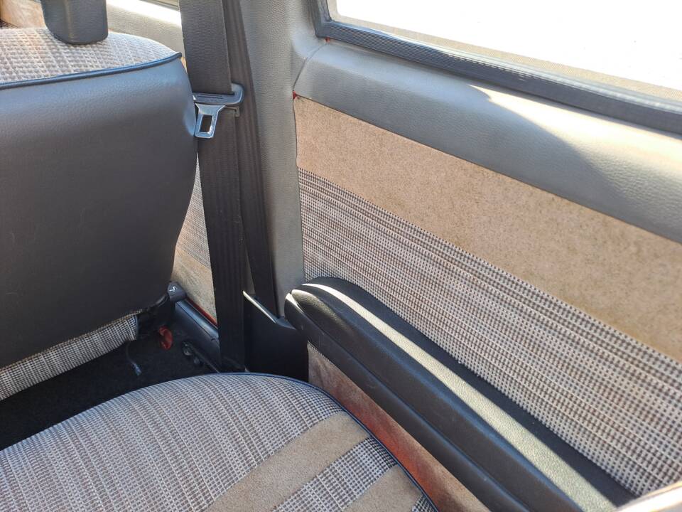 Bild 33/57 von FIAT Uno 45 (1985)