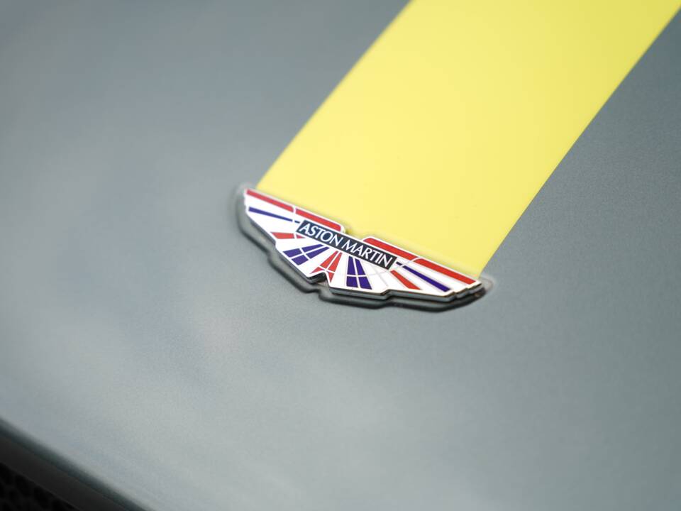 Bild 31/50 von Aston Martin V8 Vantage AMR (2018)