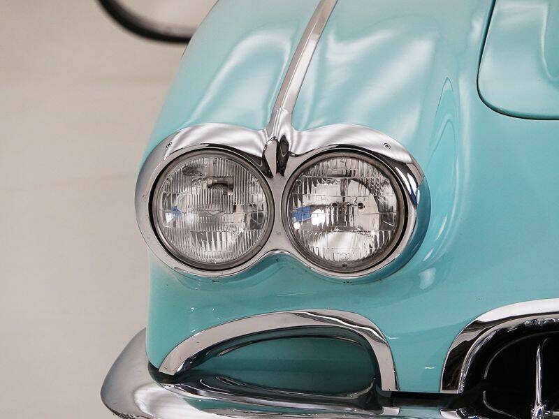 Image 8/15 of Chevrolet Corvette (1958)