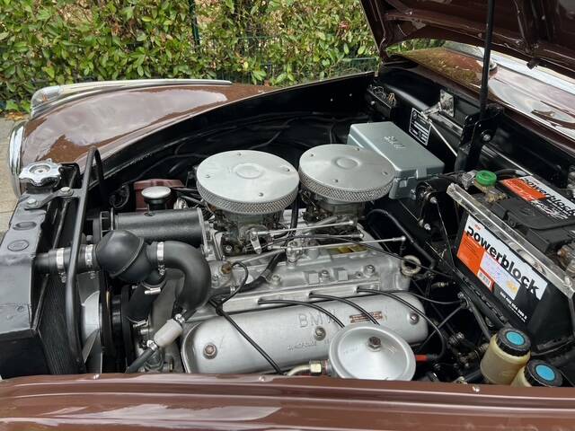 Image 7/30 of BMW 502 Sport (1955)