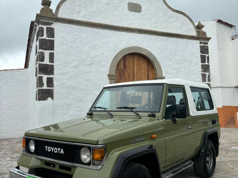 Bild 2/60 von Toyota Land Cruiser Turbo LJ 70 (1987)