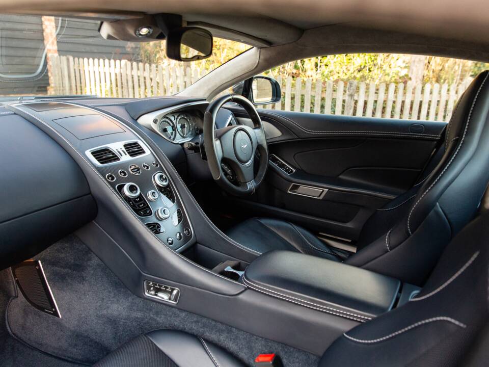 Bild 47/96 von Aston Martin Vanquish (2015)