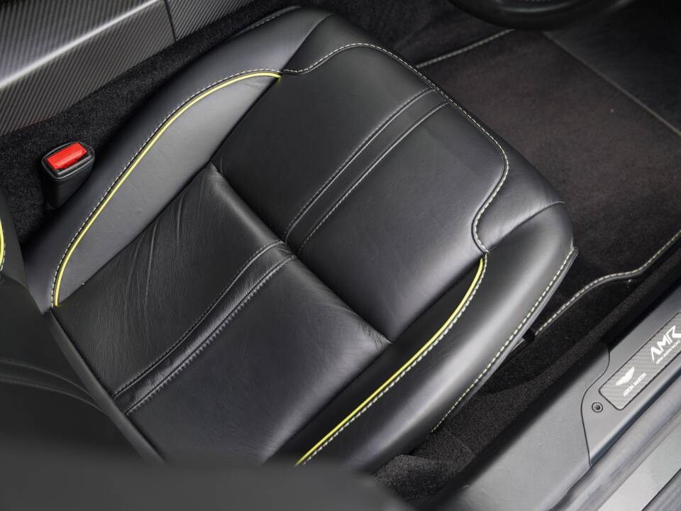 Image 19/50 of Aston Martin Rapide AMR (2019)