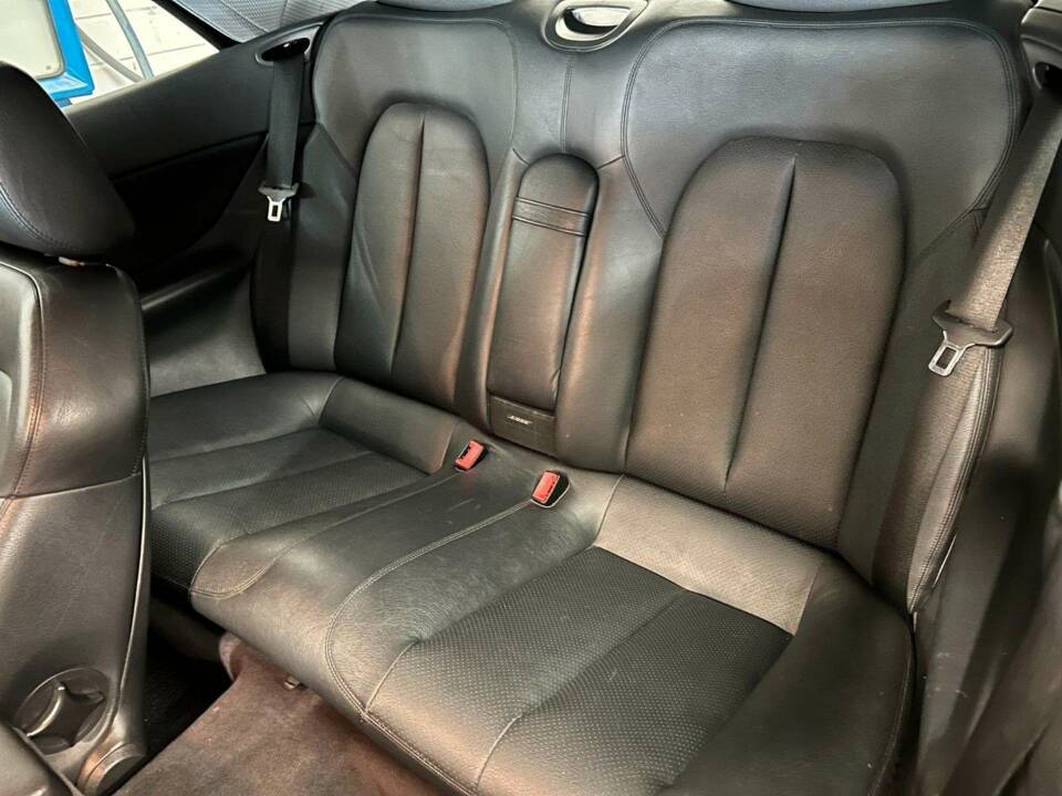 Imagen 10/20 de Mercedes-Benz CLK 230 Kompressor (2001)