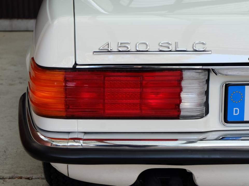 Imagen 37/76 de Mercedes-Benz 450 SLC (1978)
